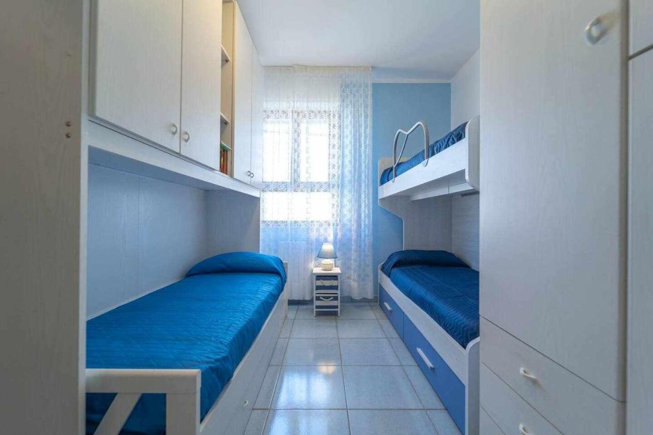 Blue Horizon Apartment *