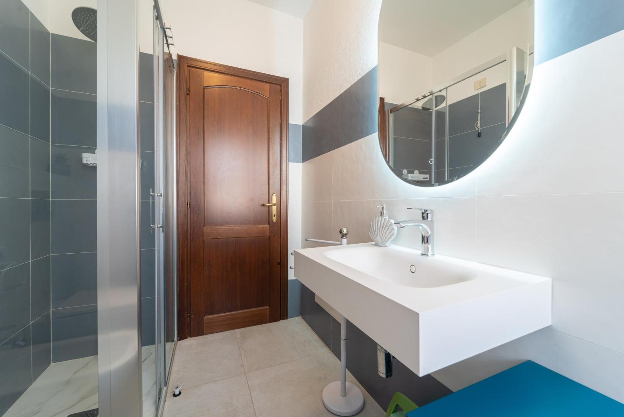 Blue Horizon Apartment